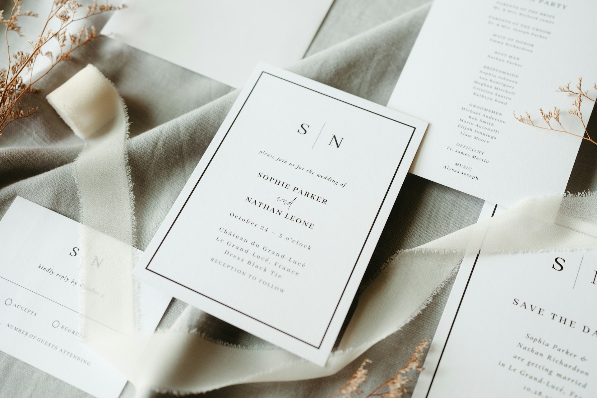 Wedding Invitation Fonts: 15 Beautiful Picks for a Romantic Design